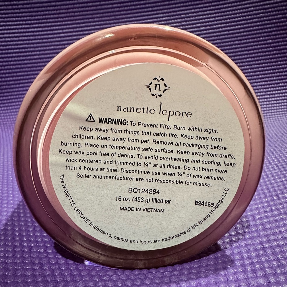 Cherry Blossom Scented 2 Wick 16 Oz candle - Picture 5 of 5